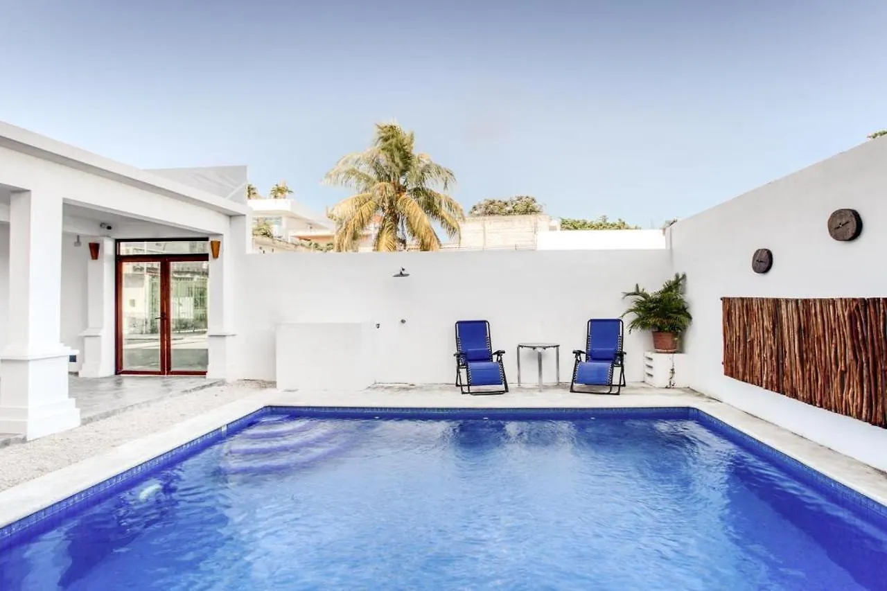 Capital O Hotel Yukon Playa del Carmen